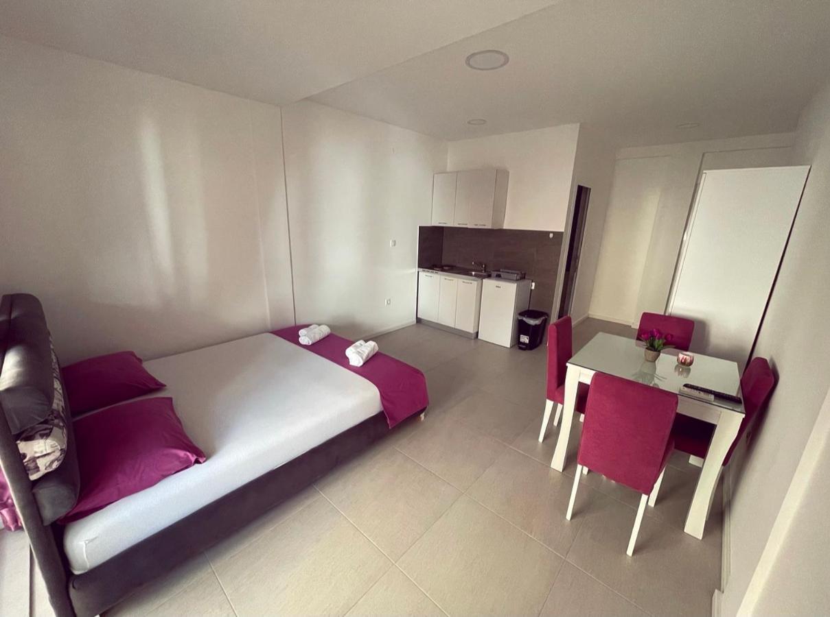 בודווה Apartmani Agi מראה חיצוני תמונה