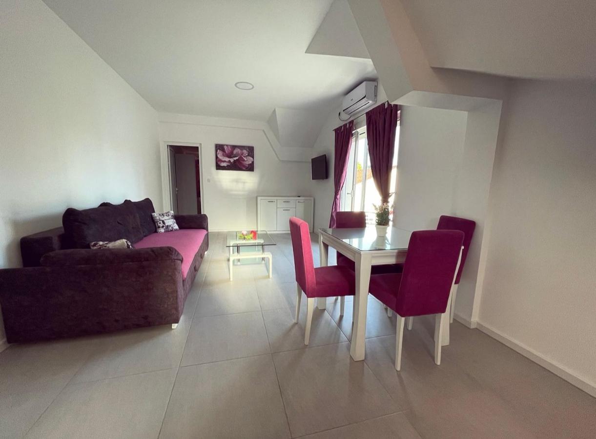 בודווה Apartmani Agi מראה חיצוני תמונה
